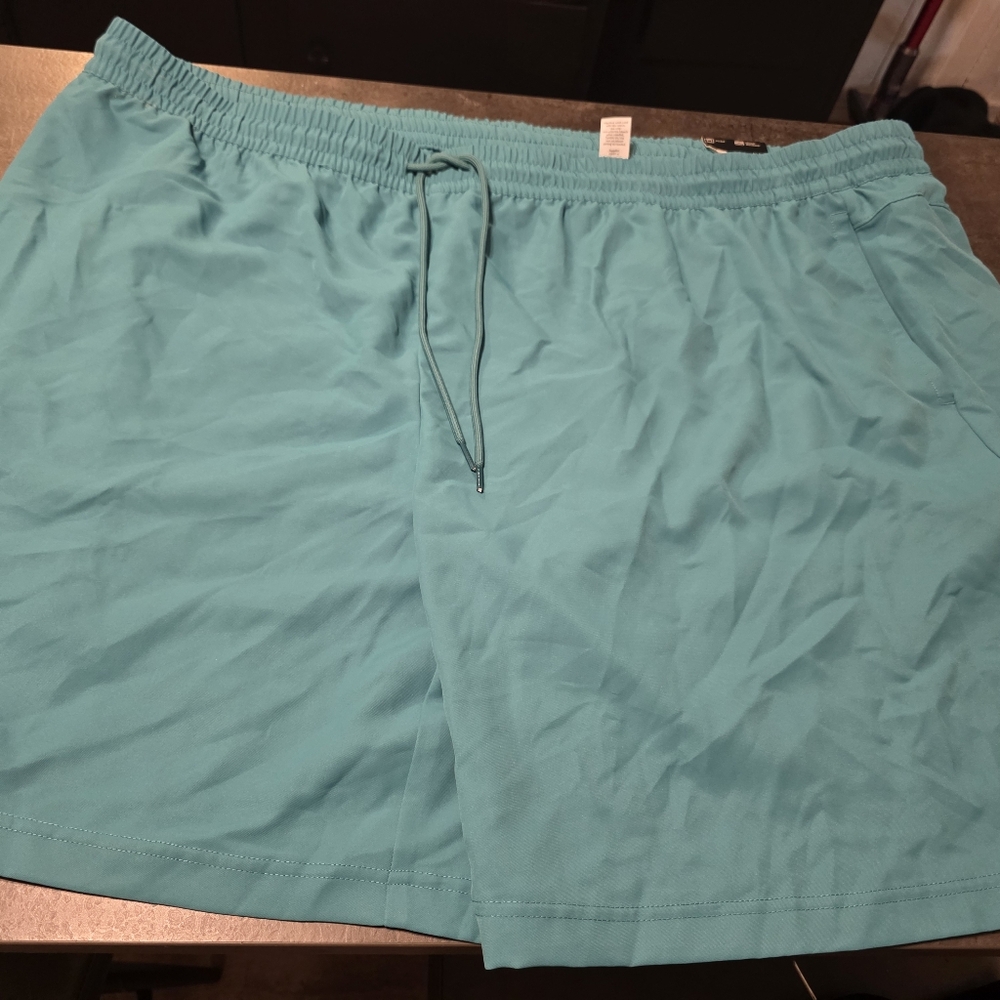 Men's big and Tall Plus Size 5XL NWT